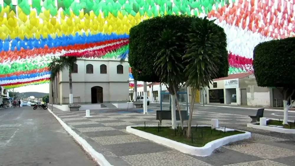 Corpo em decomposição é encontrado dentro de comércio em Tanhaçu