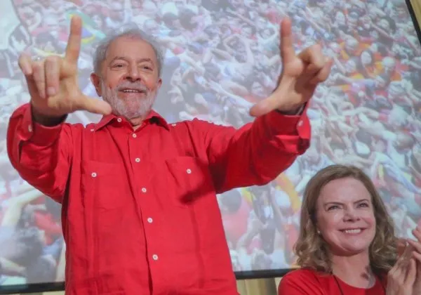PT lança campanha ‘Lula joga pelo Brasil’ durante a Copa do Mundo