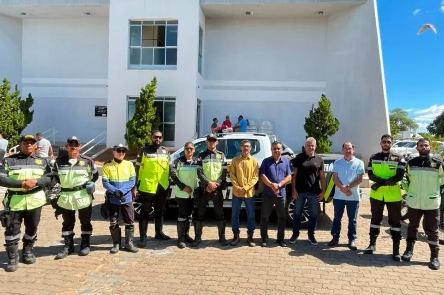 Com Fiat Titano e motos, SMTran ganha novos veículos em Guanambi