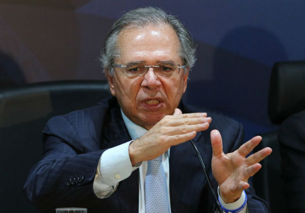 Ministério da Economia entrega proposta tributária que unifica PIS e Cofins