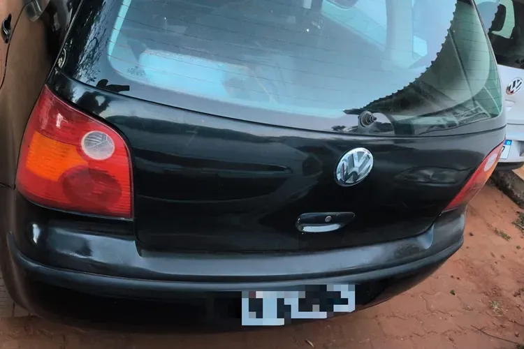 Carro roubado é recuperado após abordagem da PM em Caetité