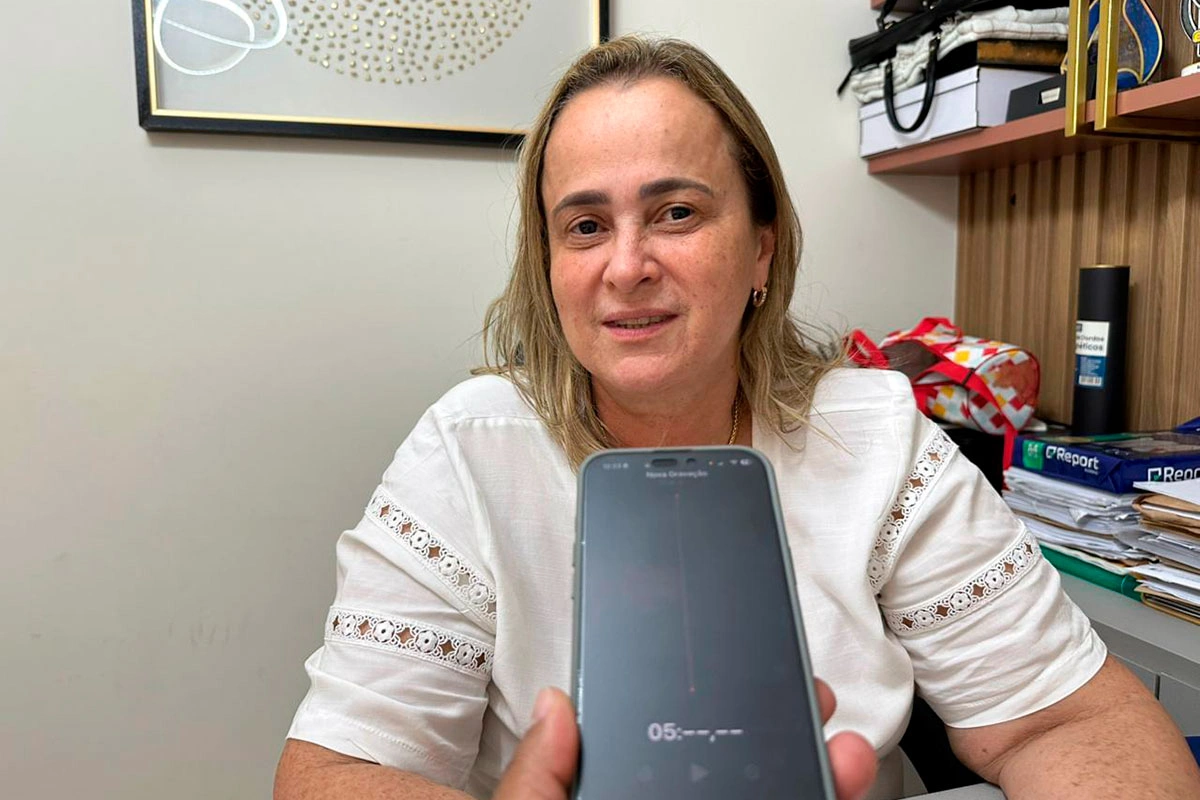 Prefeita de Livramento de Nossa Senhora sofre atentado a tiros na BA-152