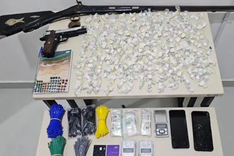 Operação da Rondesp apreende drogas e armas e prende suspeitos em Vitória da Conquista