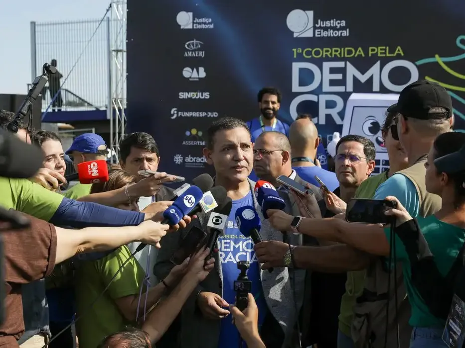Nunes Marques reforça segurança da urna eletrônica