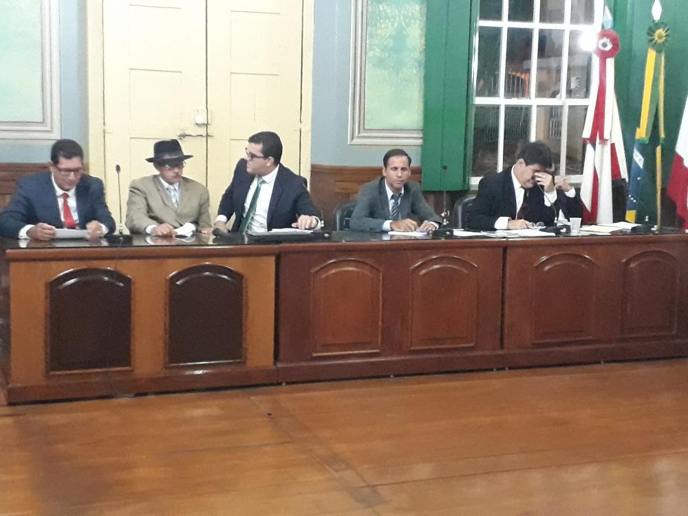 Caetité: Câmara Municipal retorna aos trabalhos com a criação de nova bancada