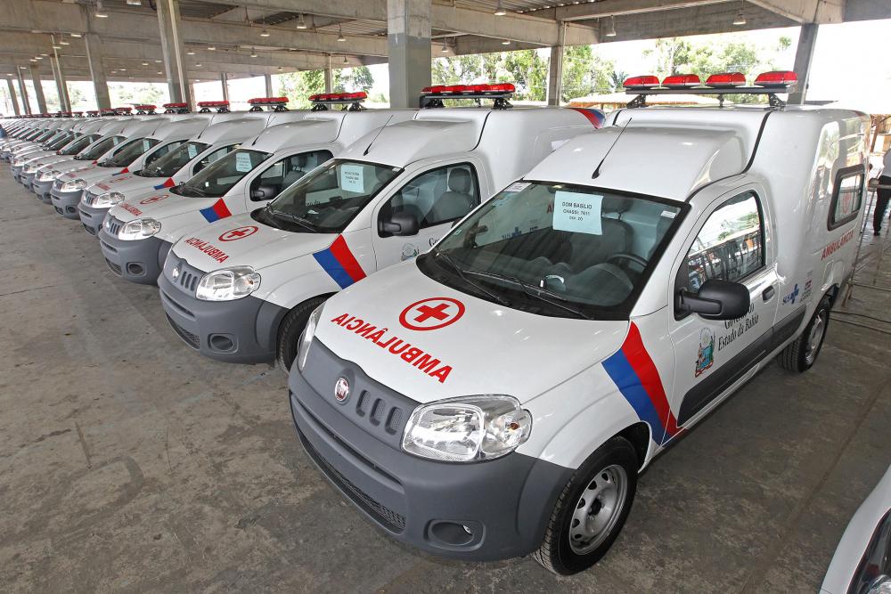 Licínio de Almeida e cidades da região recebem ambulâncias do governo do estado 