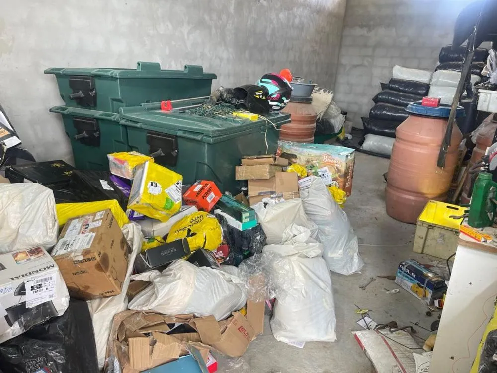 Região: Polícia recupera carga roubada avaliada em R$ 150 mil na BR-116