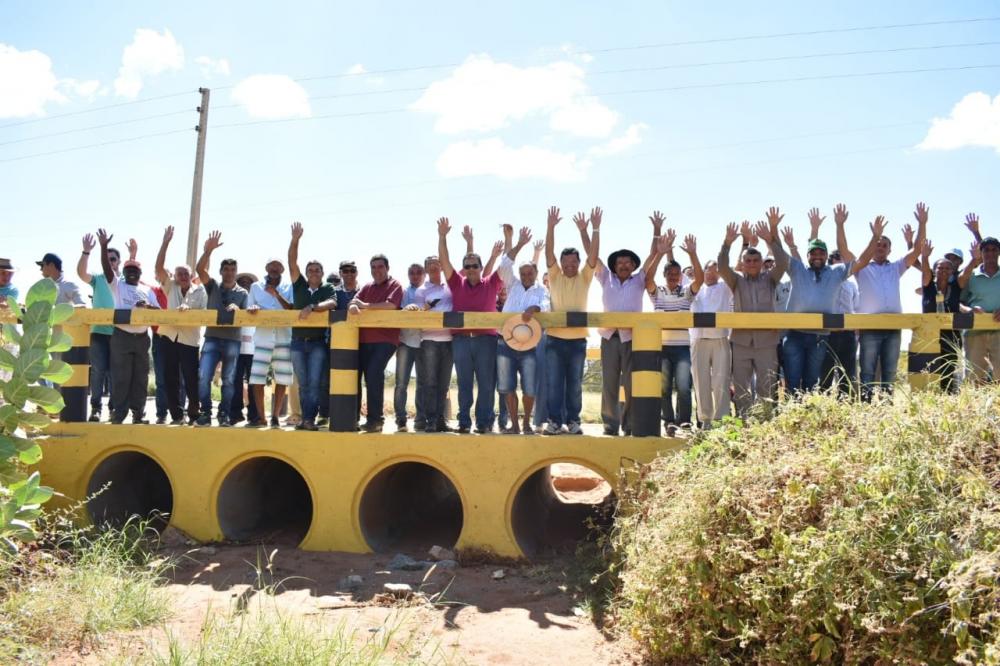 Prefeitura de Guanambi entrega obra na zona rural
