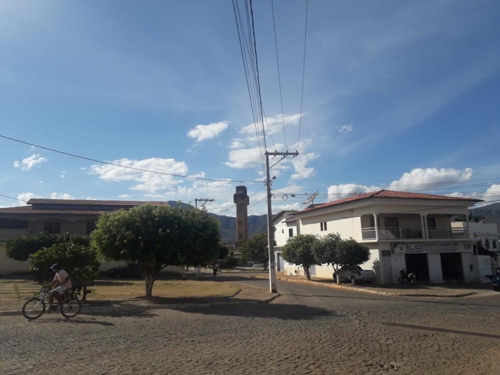 Sem campanhas de conscientização por parte da Prefeitura de Livramento, período junino é uma bomba relógio da Covid-19 na cidade