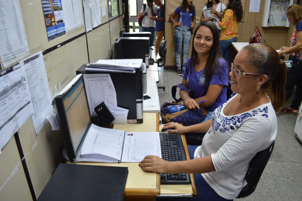 Estudantes da rede estadual têm até segunda-feira para renovar matrícula para o ano letivo de 2019