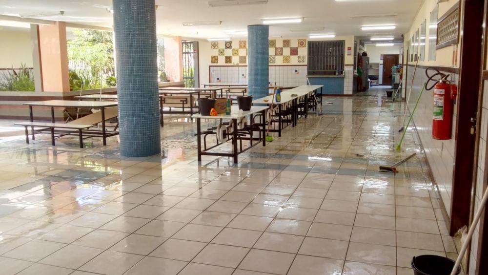 Caetité: Falta de pessoal sobrecarrega funcionários da merenda e limpeza do Centro Territorial de Educação Profissional do Sertão Produtivo