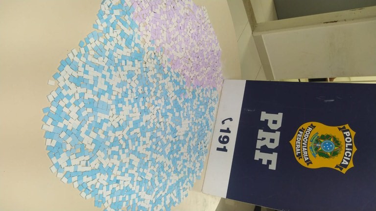 PRF apreende cerca de 3 mil comprimidos de ecstasy na BR-116