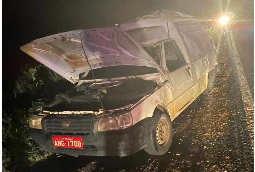 Acidente de carro com capotamento é registrado em Guanambi