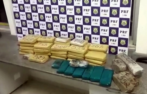 Sudoeste: PRF apreende 30kg de maconha em bagagem de passageira de ônibus
