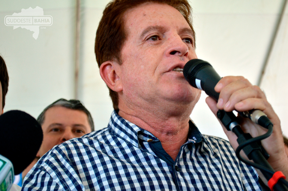 Caetité: ex-prefeito Zé Barreira troca o PSB pelo PCdoB e é pré-candidato a deputado estadual