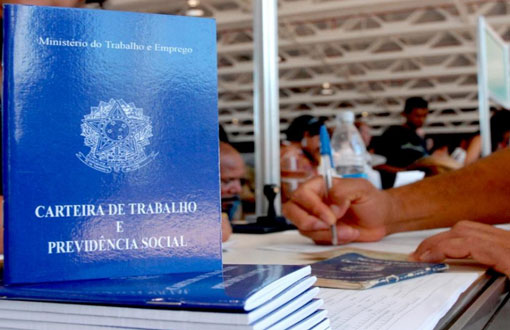 Brasil: Desemprego sobe pelo segundo mês consecutivo 