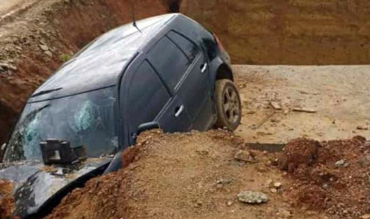 Acidente envolvendo carro deixa quatro pessoas feridas, entre elas um bebê, no entroncamento de Iuiú 