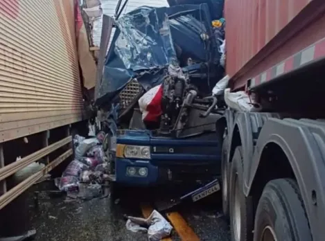 Região: Motorista morre após batida entre três carretas na BR‑116