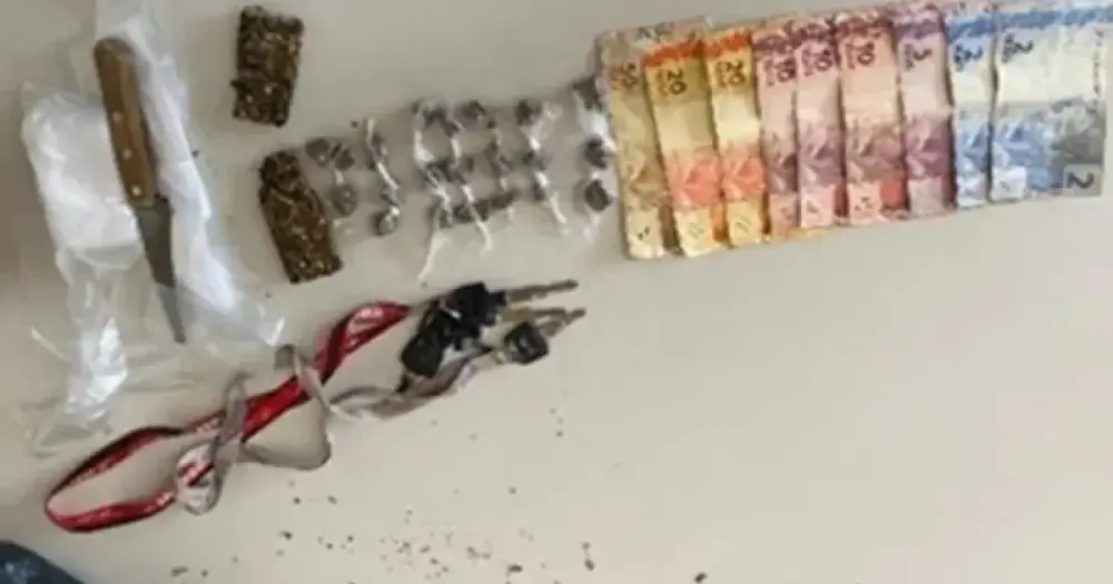 Jovem de 18 anos é preso por tráfico de drogas em Guanambi