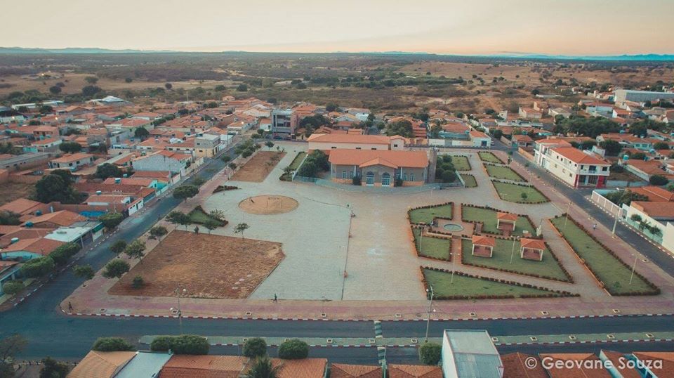 Por conta de estiagem, Governo do Estado da Bahia reconhece situação de emergência em Ibipitanga 