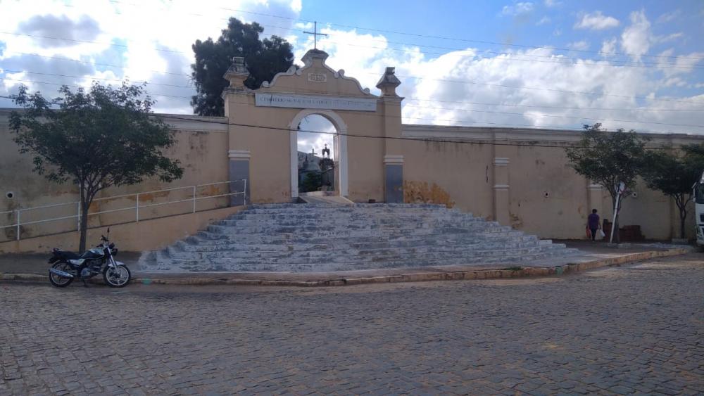 Cemitério Municipal de Caetité é furtado na madrugada desta sexta-feira 