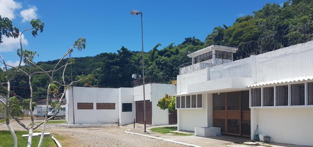 Presos utilizam cordas para fugir de presídio na Bahia