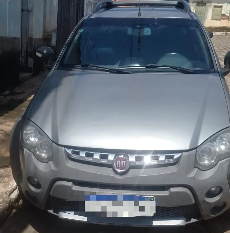 Carro com chassi adulterado é apreendido pela PM em Jacaraci