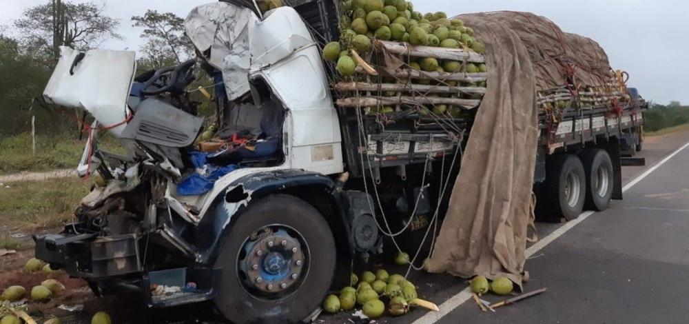 Bahia: Acidente na BR 407 deixa quatro mortos