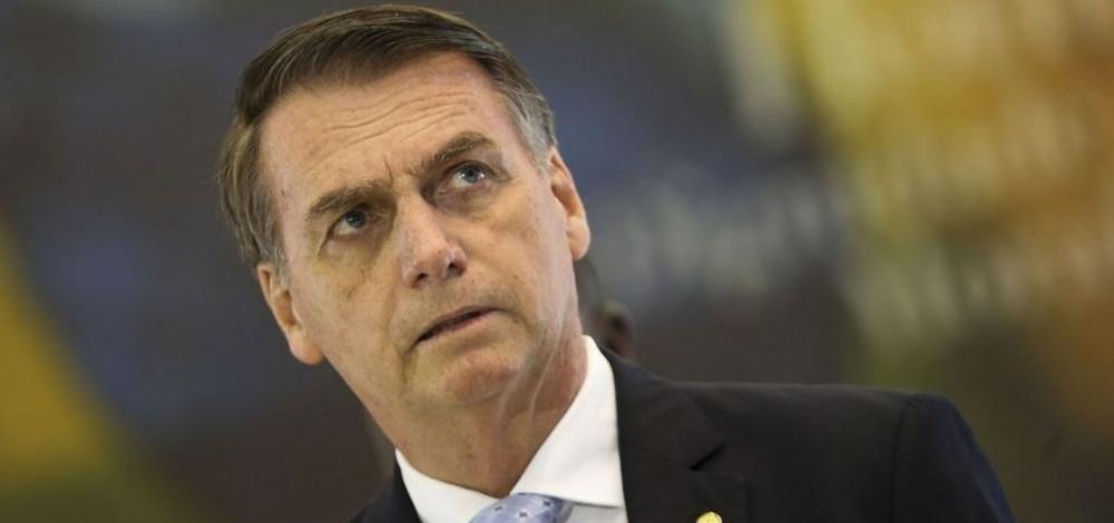 Bolsonaro liga para presidente da Caixa e cobra explicação sobre empréstimos reduzidos para o Nordeste