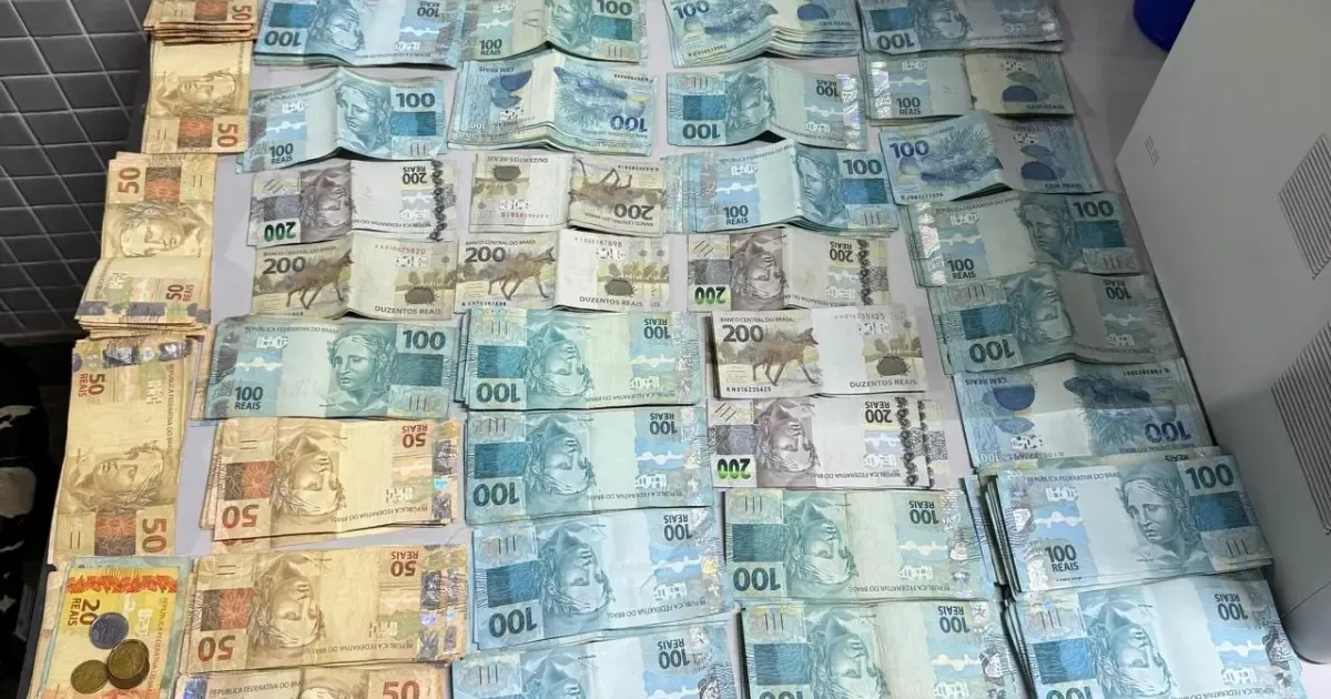 Homem procurado por homicídio é capturado com R$ 49 mil em João Dourado