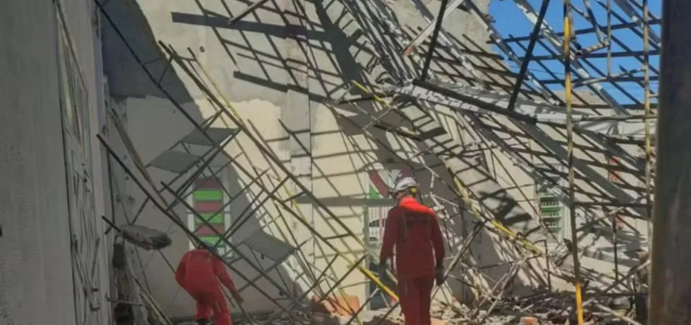 Trabalhador tem perna amputada após desabamento de igreja em Jequié