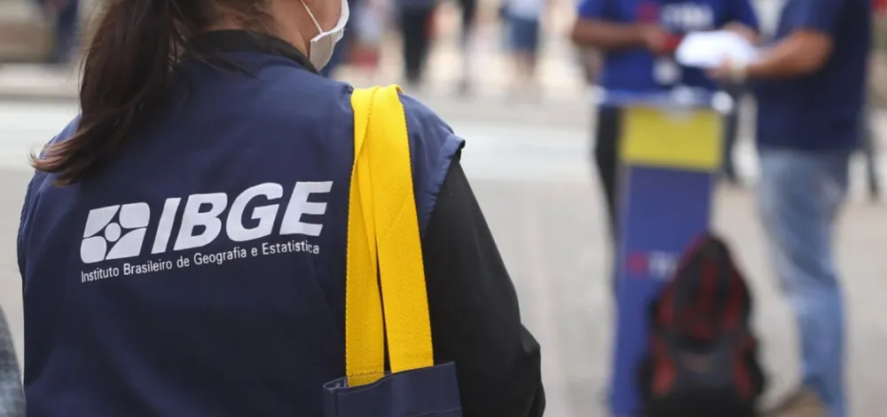 IBGE abre seleção com mais de 9 mil vagas temporárias e salários de até R$ 5,2 mil