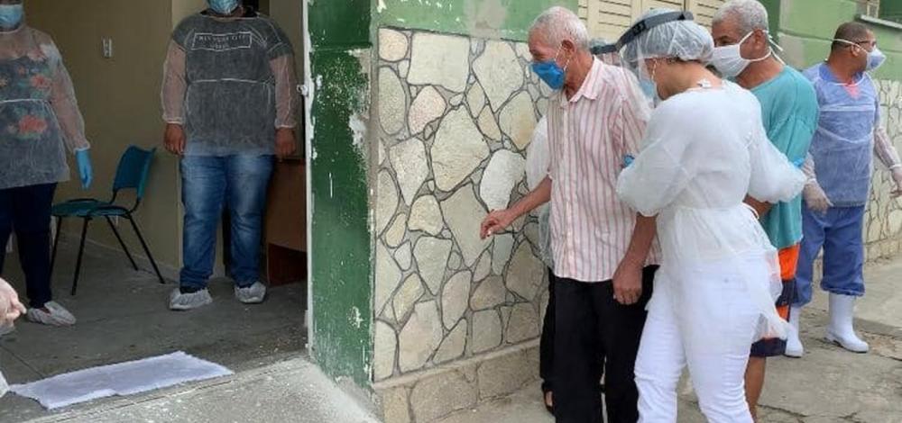 Ipiaú: Após surto de Covid-19 em asilo, 53 idosos têm alta