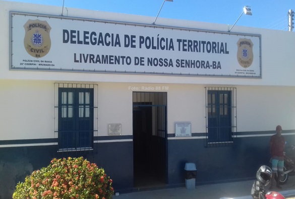 Homem tenta matar vizinho após negativa de venda de bebida em Livramento de Nossa Senhora 