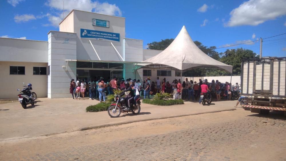 Centro Municipal de Sintomáticos Respiratórios de Caetité registra grande procura nesta segunda-feira