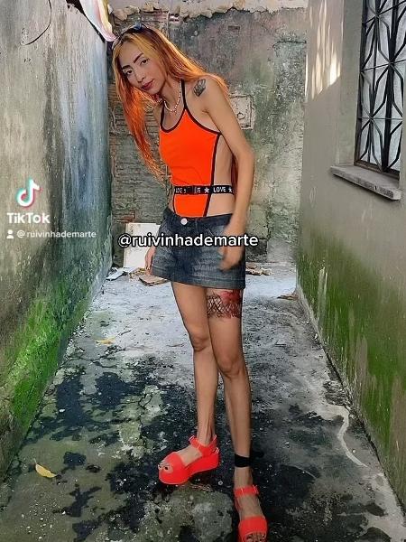 Fenômeno nas redes sociais, "Ruivinha de Marte" celebra mudança de vida: “Tem dois meses que não passo mais fome”