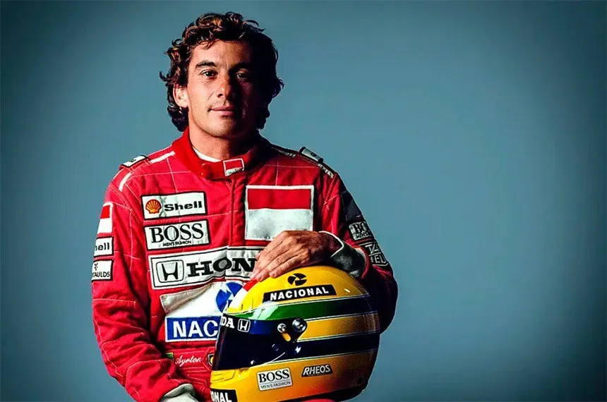 Ayrton Senna é reconhecido como Herói da Pátria