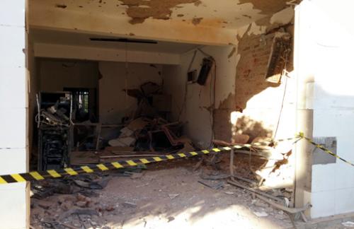 Bandidos causam terror em assalto a banco na cidade de Jaborandi