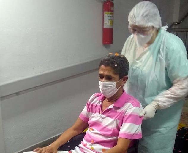 Internado no HCC, após 15 dias na UTI paciente se cura da Covid-19 em Conquista 