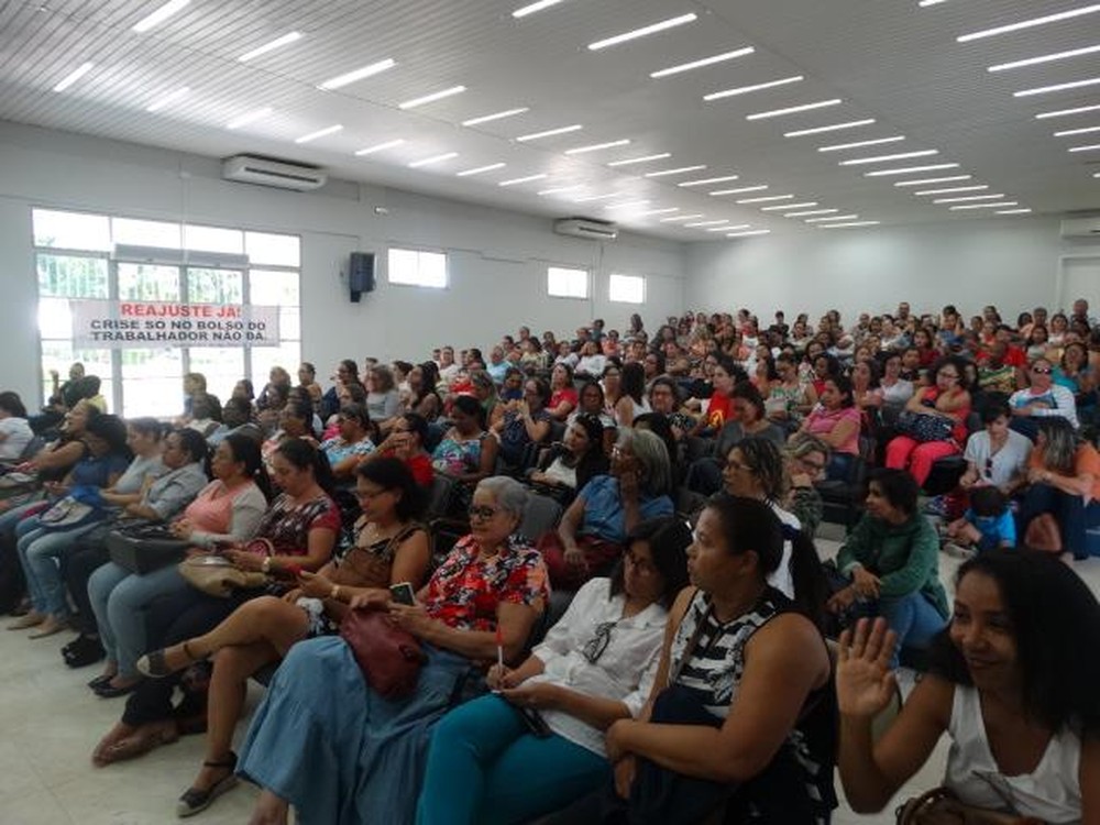 Greve dos professores municipais de Conquista e Guanambi entra na segunda semana