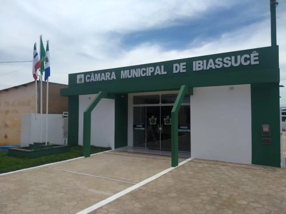 Vereadora de Ibiassucê denuncia machismo na Câmara Municipal