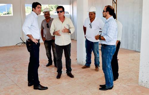 Caetité: Prefeito acompanha visita técnica do presidente da Desenbahia ao Centro Administrativo