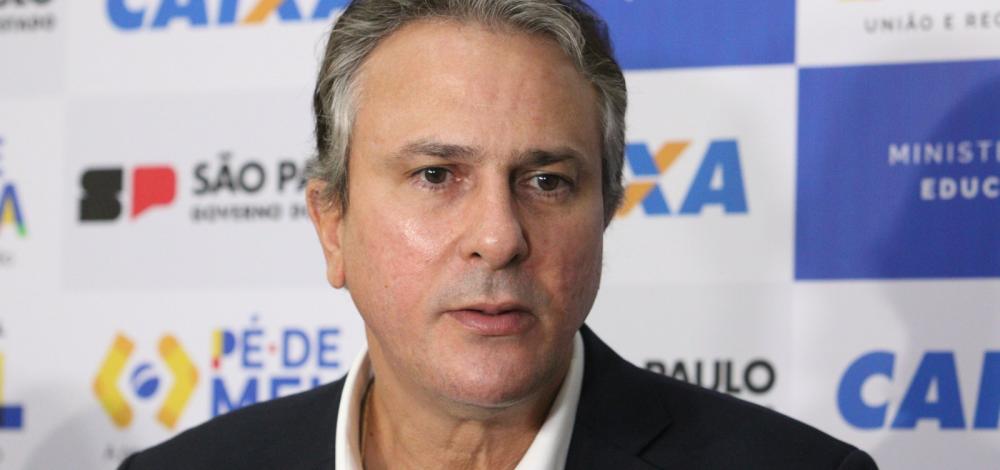 Governo vai premiar estudantes e escolas com desempenho positivo no Enem