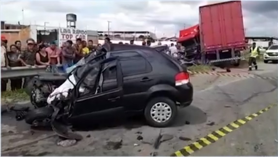 Sudoeste baiano: Homem morre após batida entre caminhão e carro