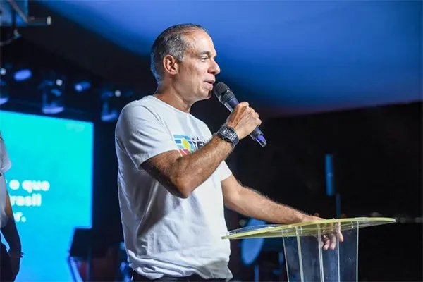 PF aponta mensagens entre Jaques Wagner e investigado do Banco Master: "você faz parte disso"