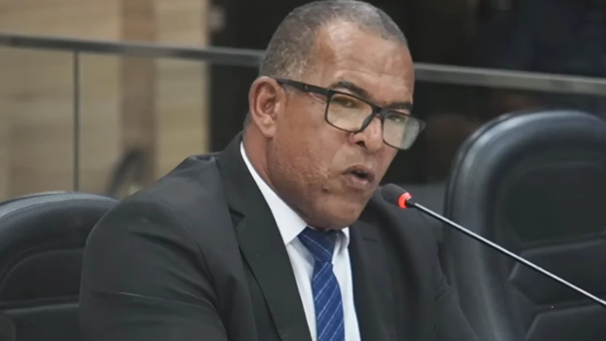 Vereador de Brumado diz que salário de R$ 13 mil “não dá para fazer feira” e causa polêmica