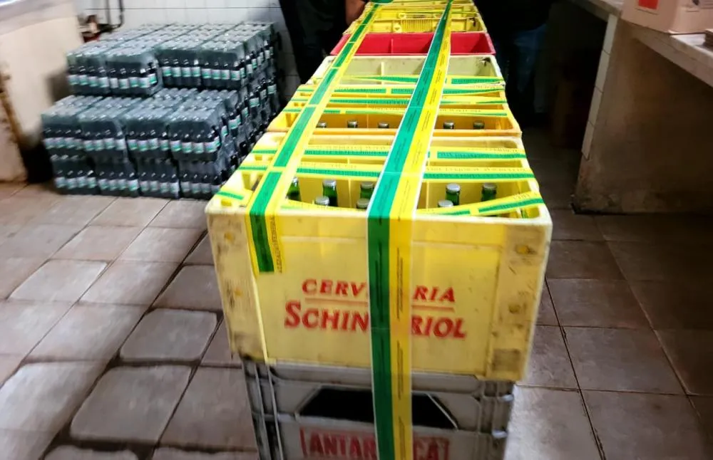 Fábrica clandestina de bebidas é fechada em Vitória da Conquista