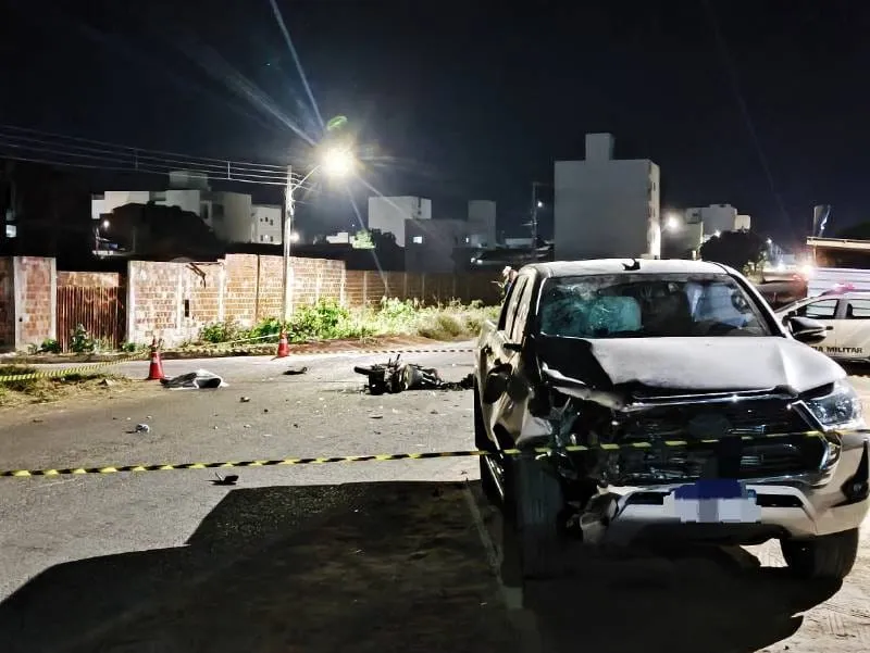 Motociclista morre após colisão com caminhonete em avenida de Guanambi