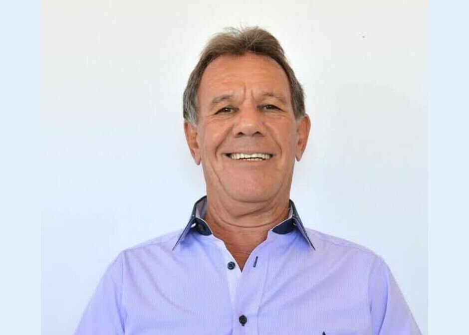 Sem licitação, prefeito de Oliveira dos Brejinhos gasta dinheiro para aulas que não recomeçaram