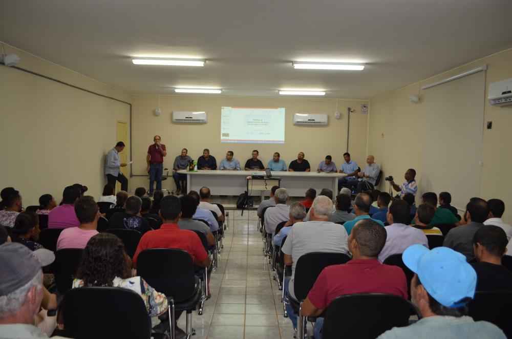 Bom Jesus da Lapa: Foi assinada a ordem de serviço para o início das obras do sistema de abastecimento de água no Distrito de Irrigação do Formoso